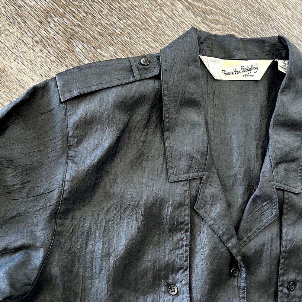 Vintage DVF Black Utility Blouse Size 10 Petite Button Down Top Y2K‎ Minimalist - Picture 14 of 16